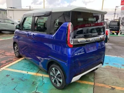 MITSUBISHI EK X SPACE