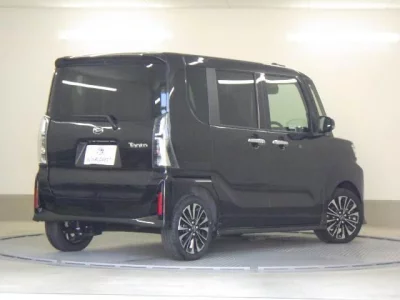 DAIHATSU TANTO 2024 с аукциона, 660cc, пробег 4 000 км
