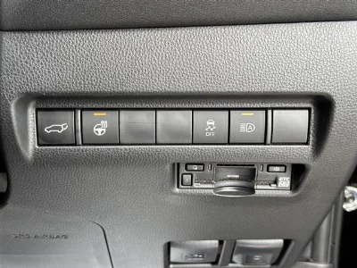 TOYOTA HARRIER 2024 с аукциона, 2000cc, пробег 34 000 км