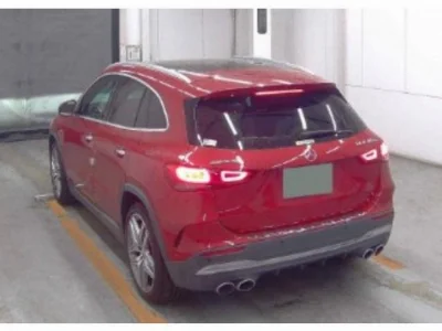MERCEDES BENZ GLA