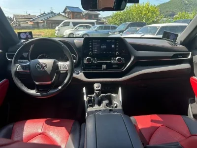 TOYOTA HIGHLANDER