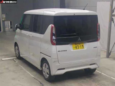 MITSUBISHI EK SPACE