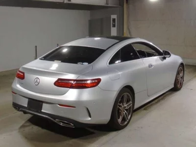 MERCEDES BENZ E CLASS