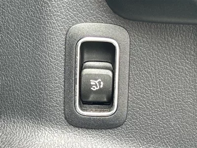 MERCEDES BENZ GLA