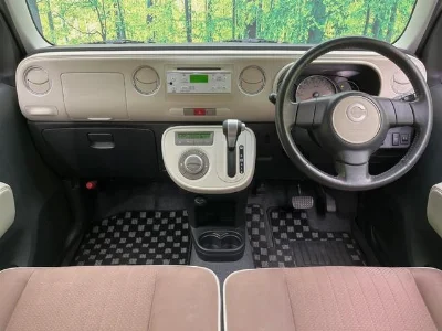 DAIHATSU MIRA COCOA