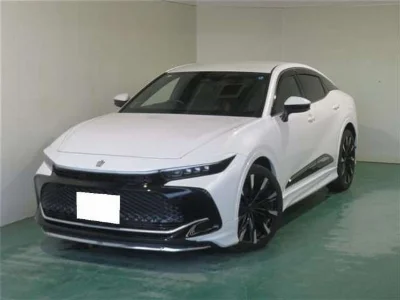 TOYOTA CROWN CROSSOVER