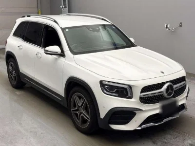 MERCEDES BENZ GLB