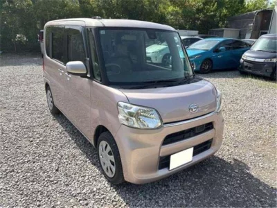 DAIHATSU TANTO 2015 с аукциона, 660cc, пробег 144 000 км