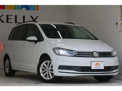 VOLKSWAGEN GOLF TOURAN