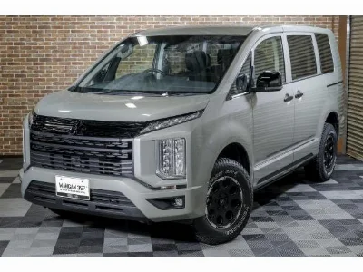 MITSUBISHI DELICA D5