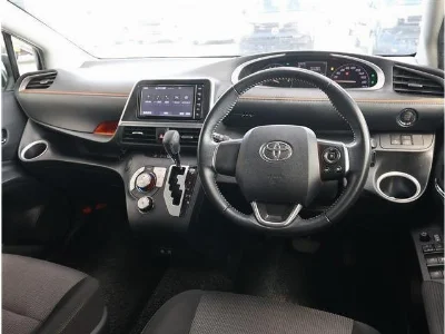TOYOTA SIENTA 2020 с аукциона, 1500cc, пробег 51 000 км