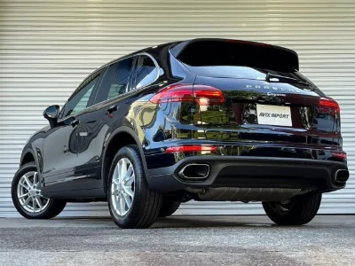 PORSCHE CAYENNE