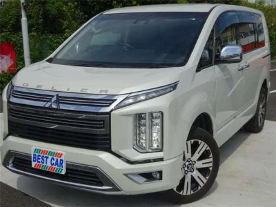 MITSUBISHI DELICA D5