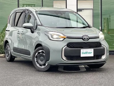 TOYOTA SIENTA 2024 с аукциона, 1500cc, пробег 27 000 км