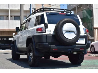 TOYOTA FJ CRUISER