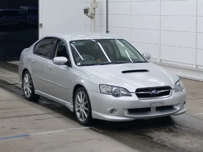 SUBARU LEGACY B4