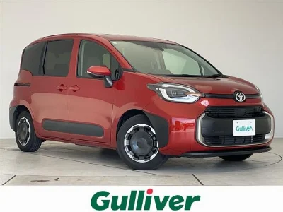 TOYOTA SIENTA 2023 с аукциона, 1500cc, пробег 15 000 км