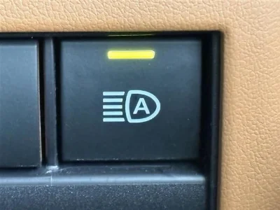 TOYOTA VELLFIRE 2023 с аукциона, 2500cc, пробег 34 000 км