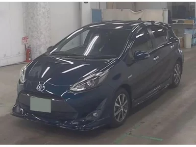 TOYOTA AQUA 2018 с аукциона, 1500cc, пробег 151 000 км