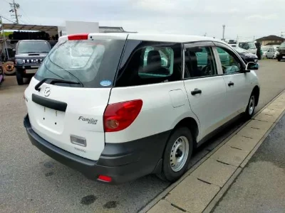 MAZDA FAMILIA VAN