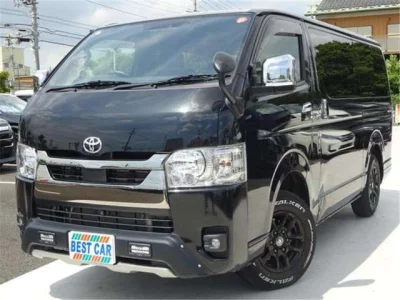 TOYOTA HIACE VAN