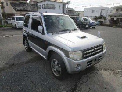 MITSUBISHI PAJERO MINI