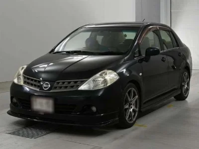 NISSAN TIIDA LATIO