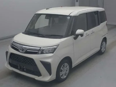 TOYOTA ROOMY 2023 с аукциона, 1000cc, пробег 44 000 км