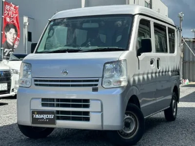 NISSAN CLIPPER VAN