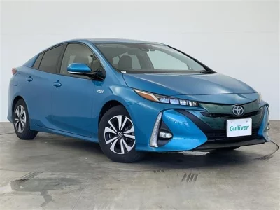 TOYOTA PRIUS PHV