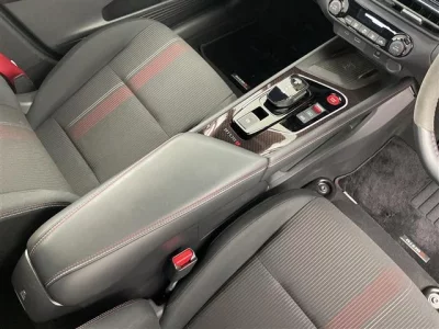 NISSAN AURA
