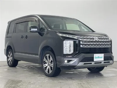 MITSUBISHI DELICA D5