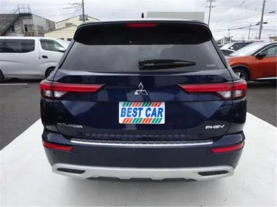 MITSUBISHI OUTLANDER PHEV