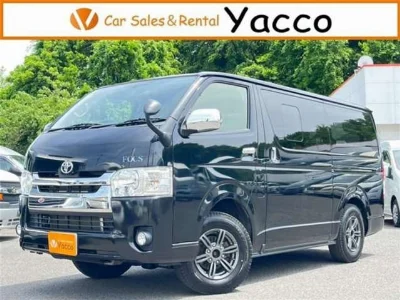 TOYOTA HIACE VAN