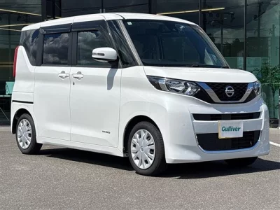 NISSAN ROOX