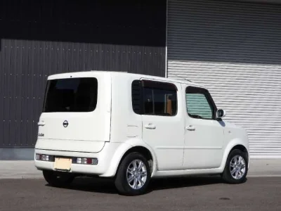 NISSAN CUBE