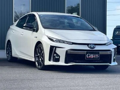 TOYOTA PRIUS PHV