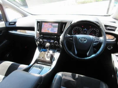TOYOTA ALPHARD 2016 с аукциона, 2500cc, пробег 103 000 км