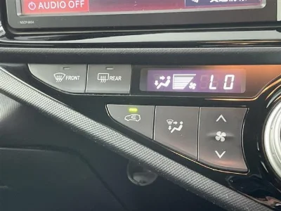 TOYOTA AQUA 2016 с аукциона, 1500cc, пробег 64 000 км