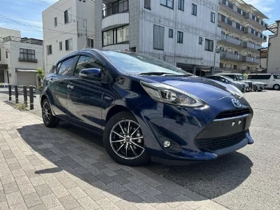 TOYOTA AQUA 2018 с аукциона, 1500cc, пробег 28 000 км