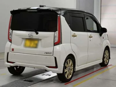 DAIHATSU MOVE 2015 с аукциона, 660cc, пробег 57 000 км