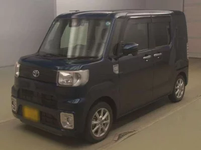 TOYOTA PIXIS MEGA