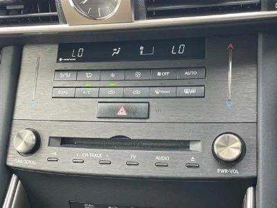 LEXUS IS 2019 с аукциона, 2500cc, пробег 144 000 км