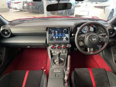 TOYOTA GR86
