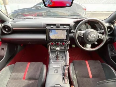 TOYOTA GR86