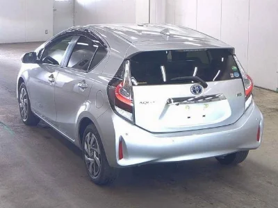 TOYOTA AQUA 2021 с аукциона, 1500cc, пробег 6 000 км