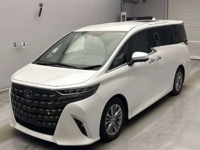 TOYOTA ALPHARD 2023 с аукциона, 2500cc, пробег 16 000 км