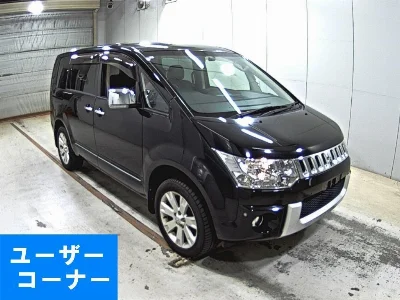 MITSUBISHI DELICA D5
