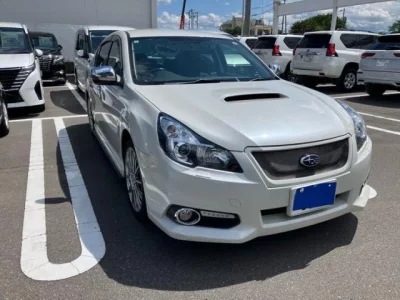 SUBARU LEGACY B4