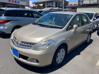 NISSAN TIIDA LATIO
